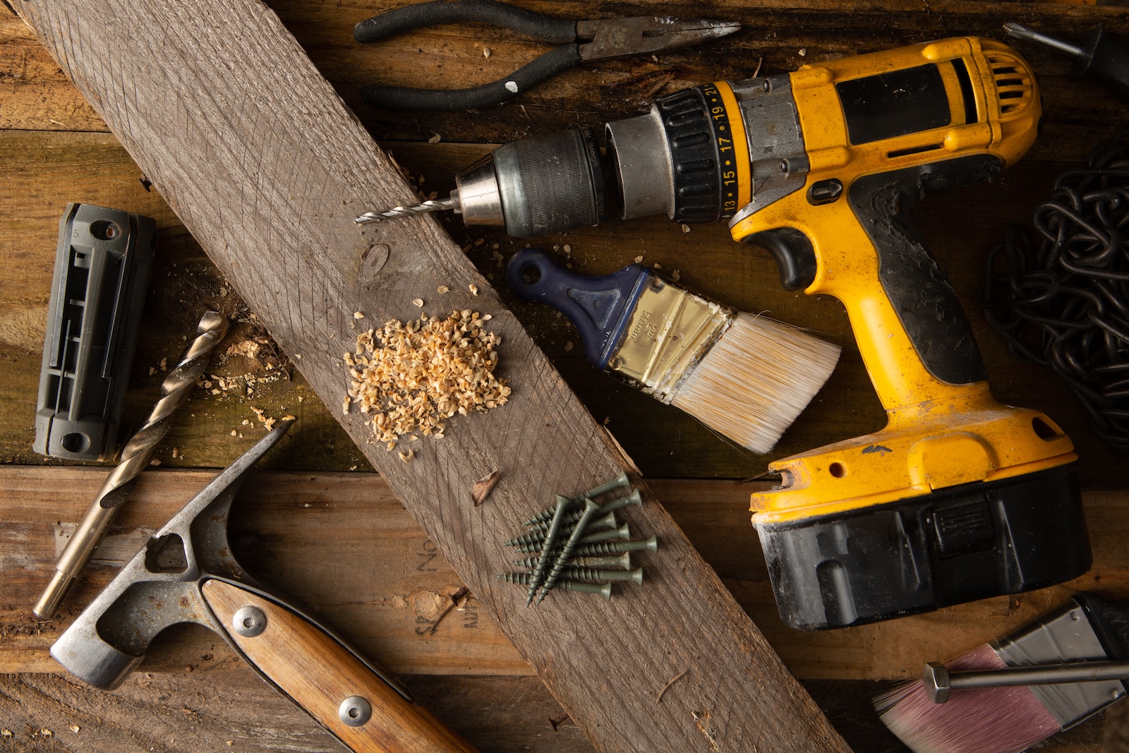 du matériel de bricolge pour faire son calendrier